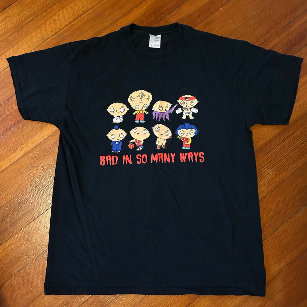 Vintage Family Guy XL black tee ; great front graphic Clean with a light fade